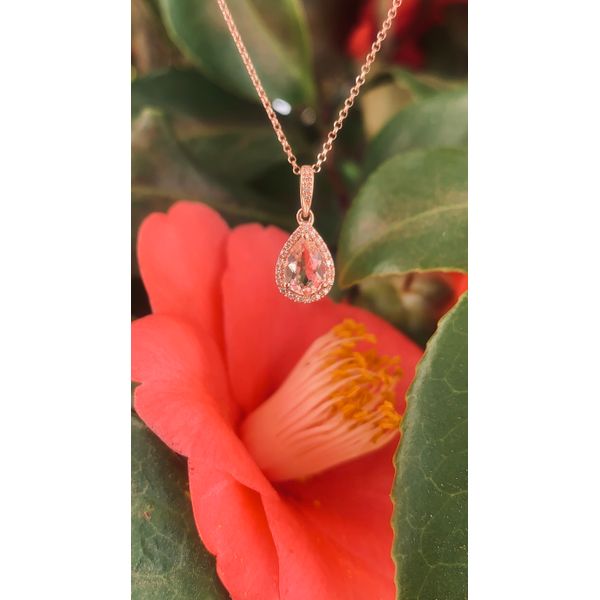 14K Rose Gold Pear Morganite Halo Necklace Image 2 Armentor Jewelers New Iberia, LA