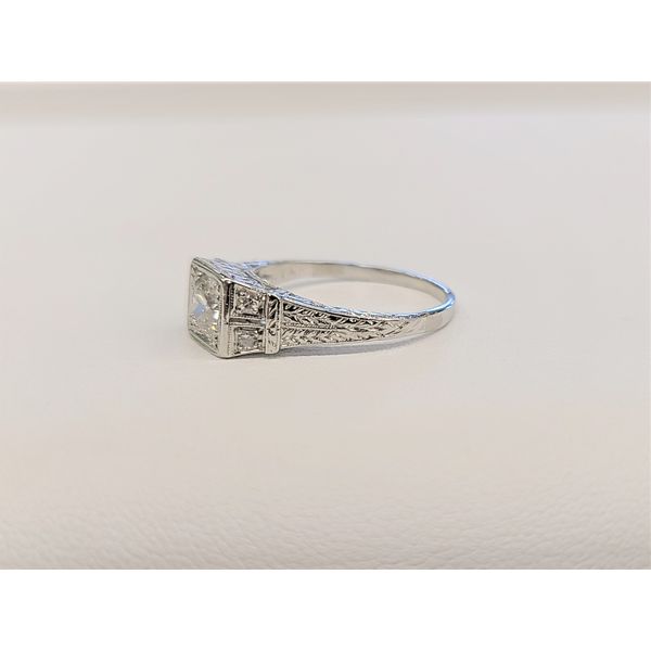 Platinum Antique Diamond Engagement Ring Image 2 Cowardin's Jewelers Richmond, VA
