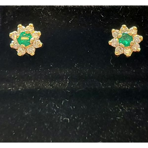 Emerald Flower Earrings DJ's Jewelry Woodland, CA