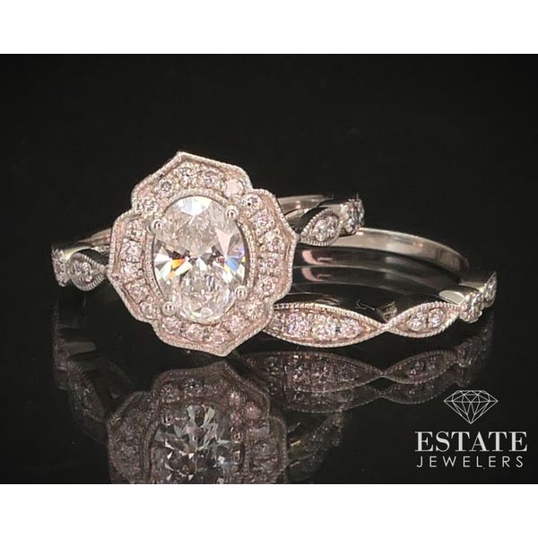 14k White Gold IGI Oval 1.50ctw Lab Created Diamond Halo Wedding Set 5.8g i14527 Image 2 Estate Jewelers Toledo, OH