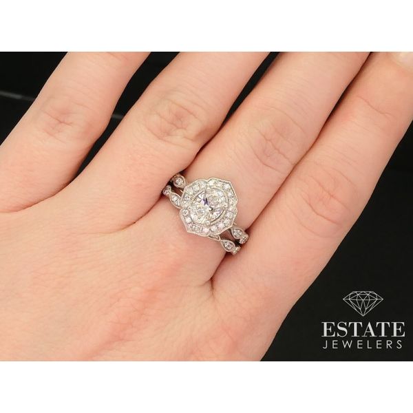14k White Gold IGI Oval 1.50ctw Lab Created Diamond Halo Wedding Set 5.8g i14527 Image 3 Estate Jewelers Toledo, OH