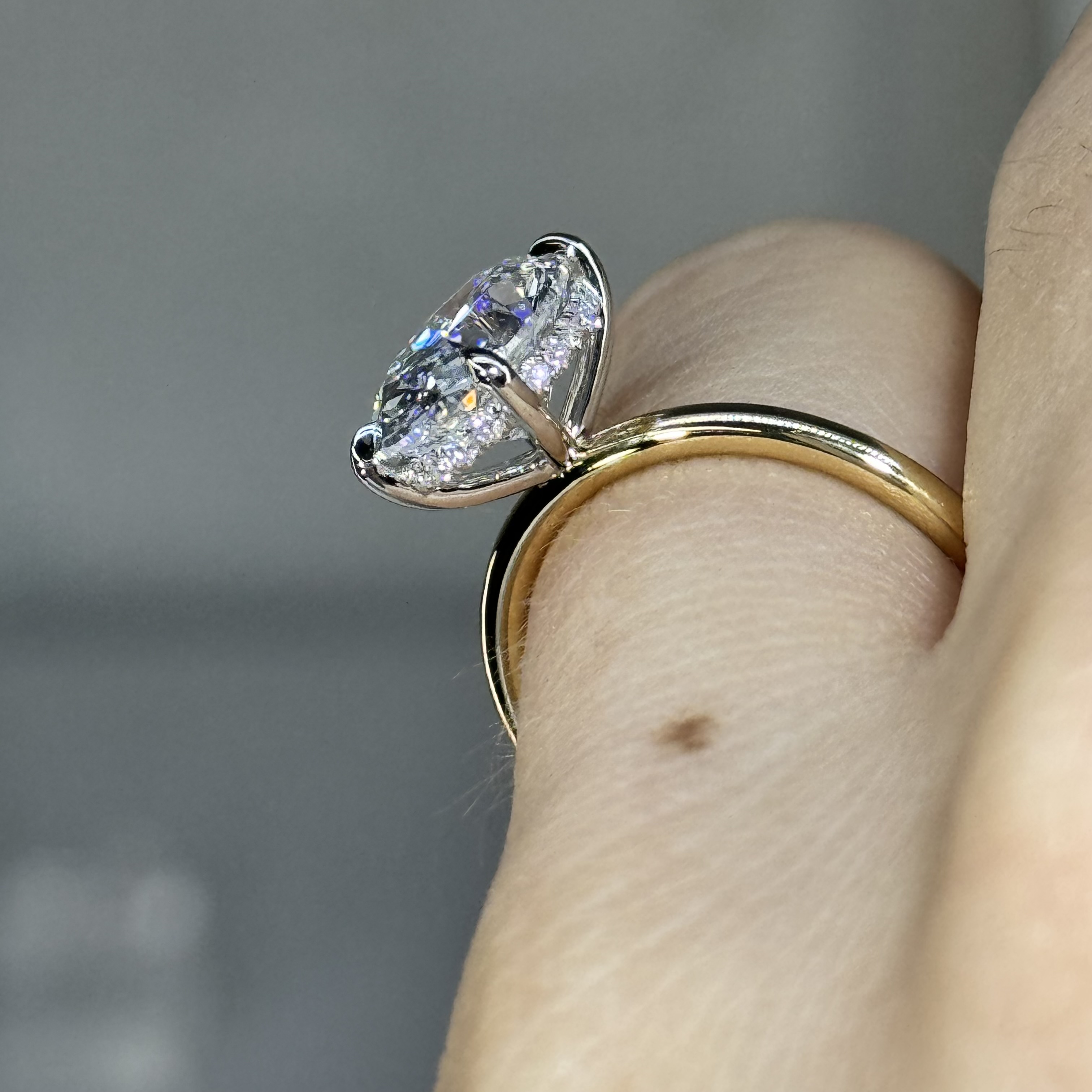 GIA 2.85ct E VS1 Oval "Romeo" Engagement Ring Image 3 Forever Diamonds New York, NY