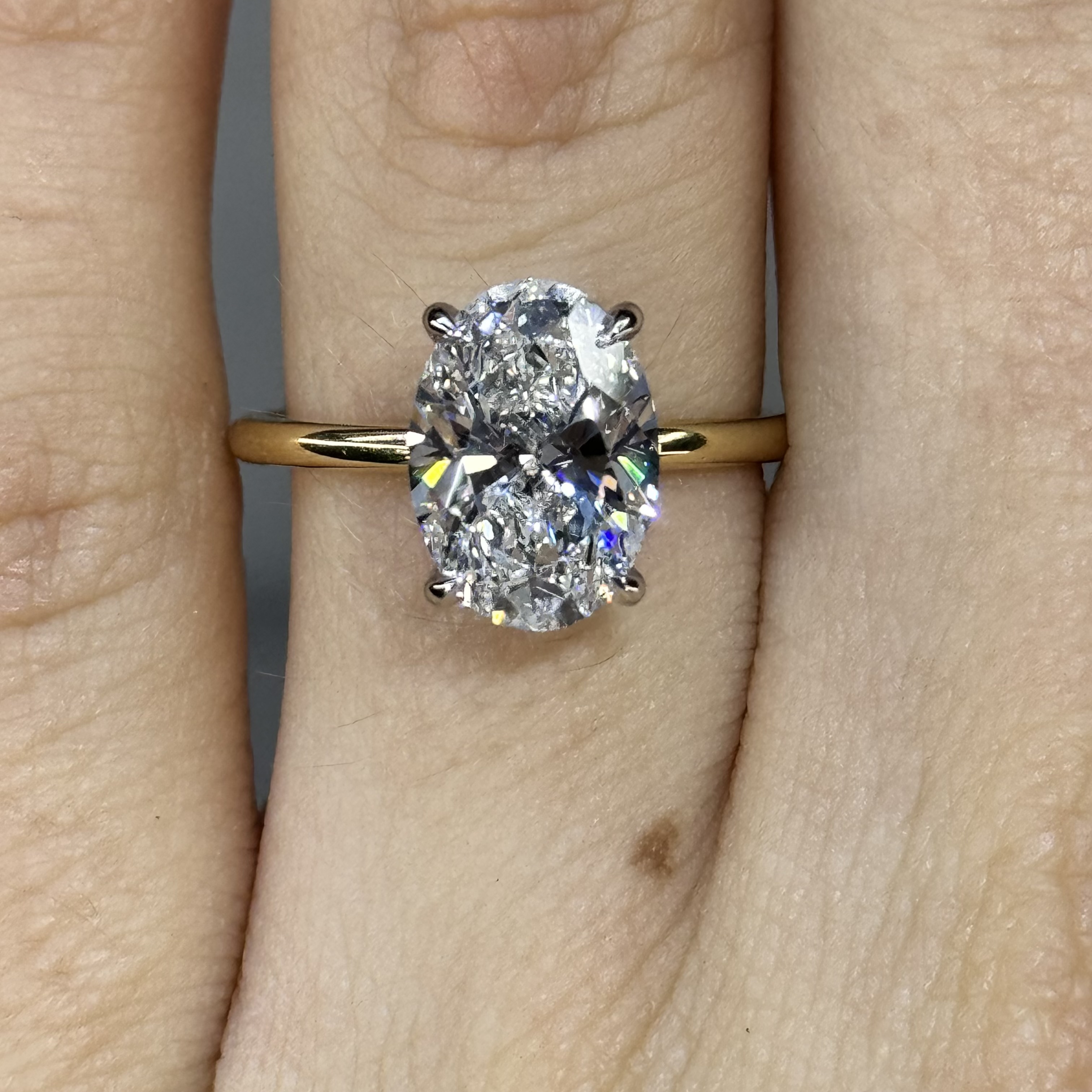 GIA 2.85ct E VS1 Oval "Romeo" Engagement Ring Image 2 Forever Diamonds New York, NY