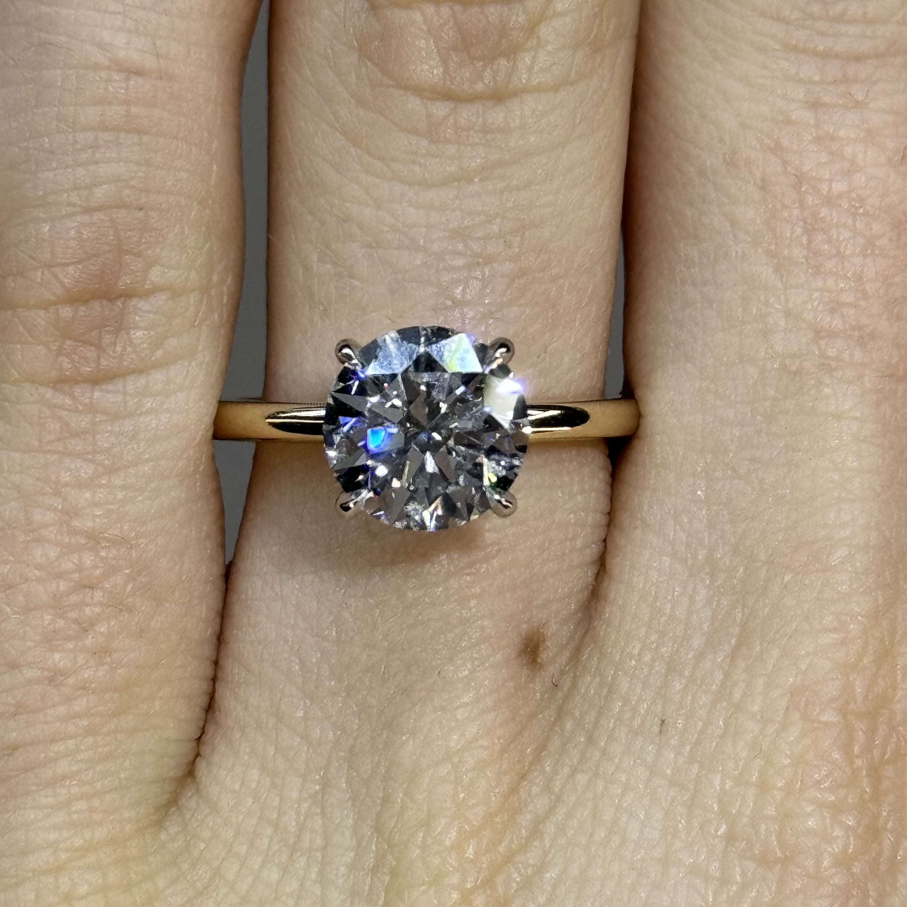 2.50ct E VS2 Round "Juliet" Engagement Ring Image 2 Forever Diamonds New York, NY