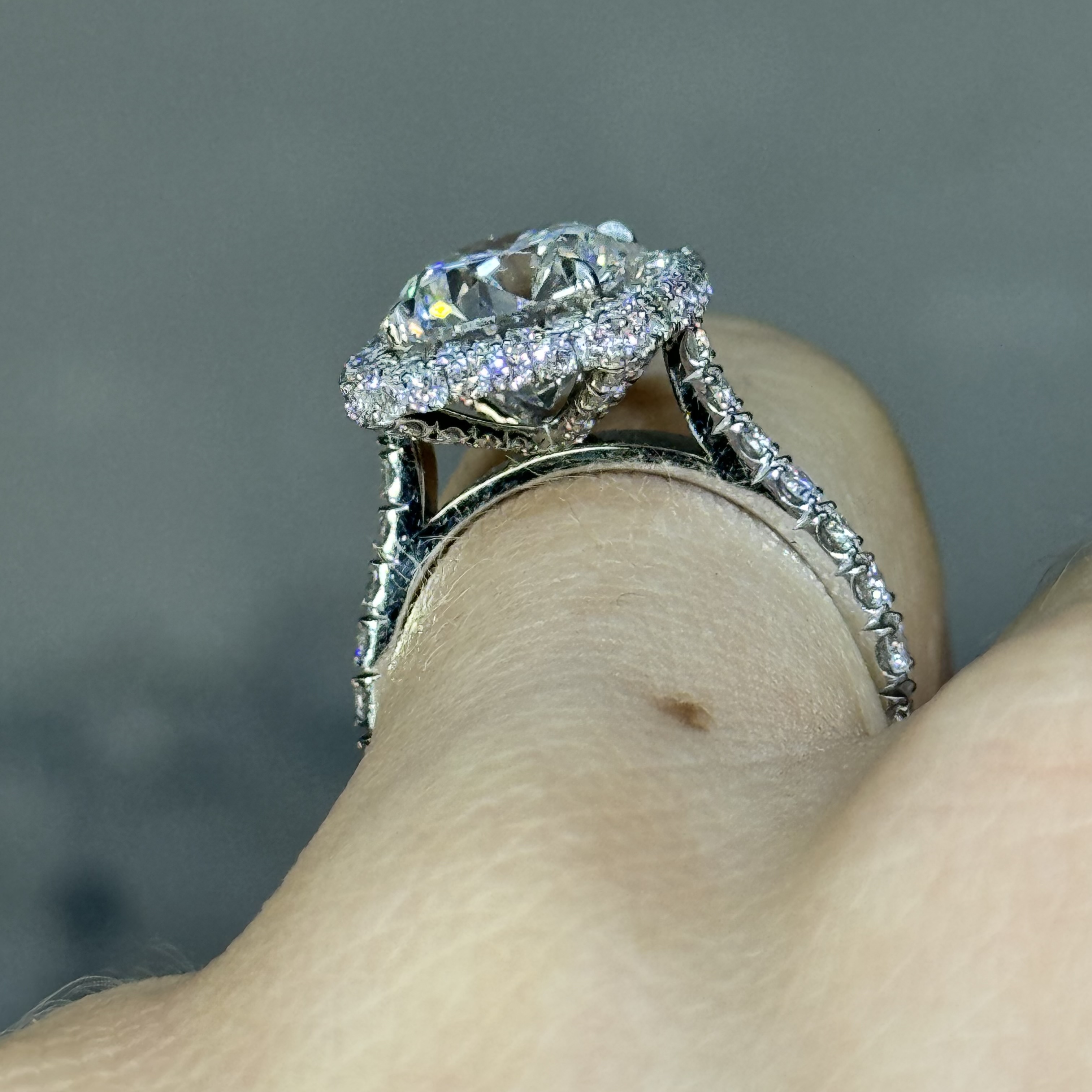 3.52ct GIA E VS2 Round "Elizabeth" Engagement Ring Image 2 Forever Diamonds New York, NY