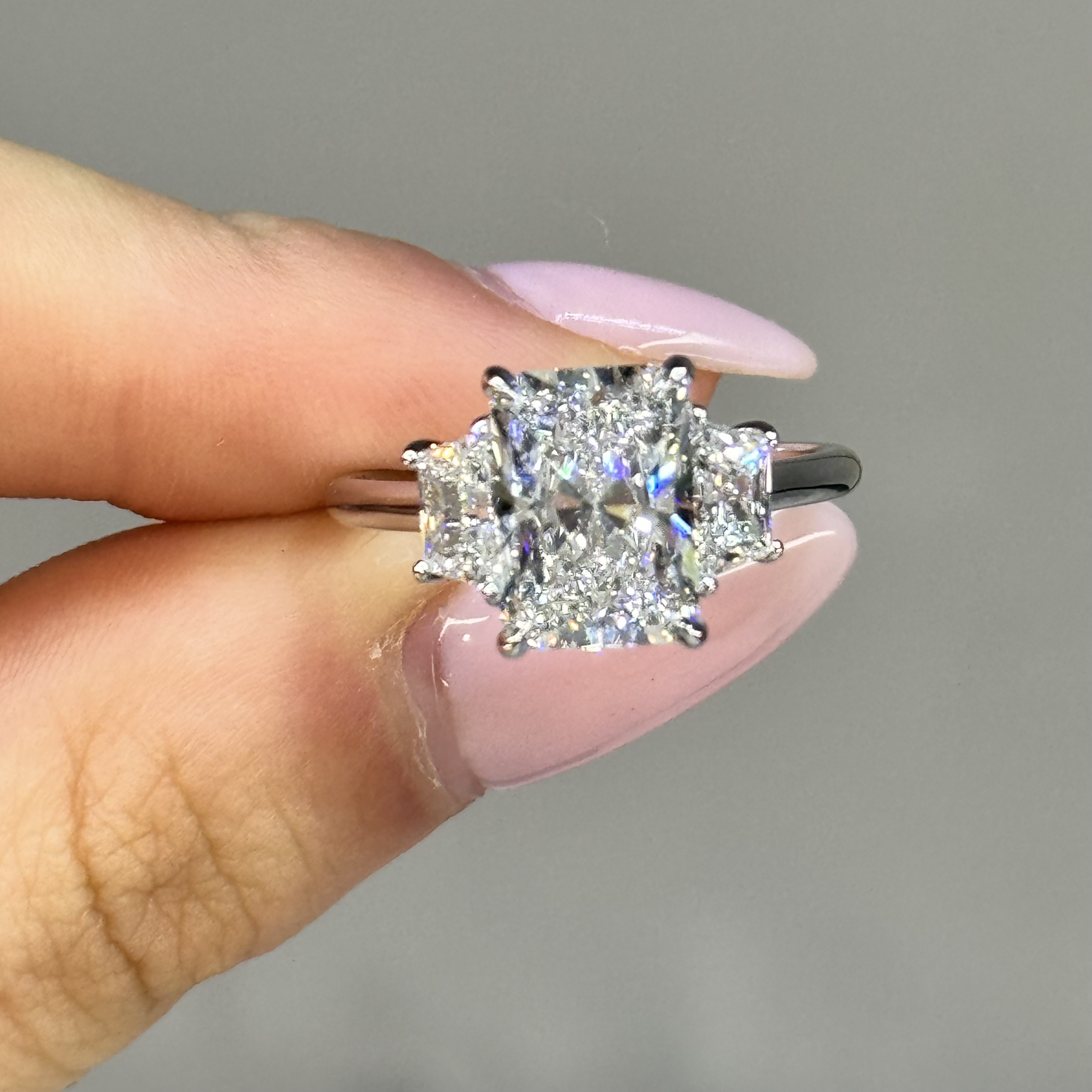 GIA 3.11ct E SI1 Radiant "Lori" Engagement Ring Image 3 Forever Diamonds New York, NY