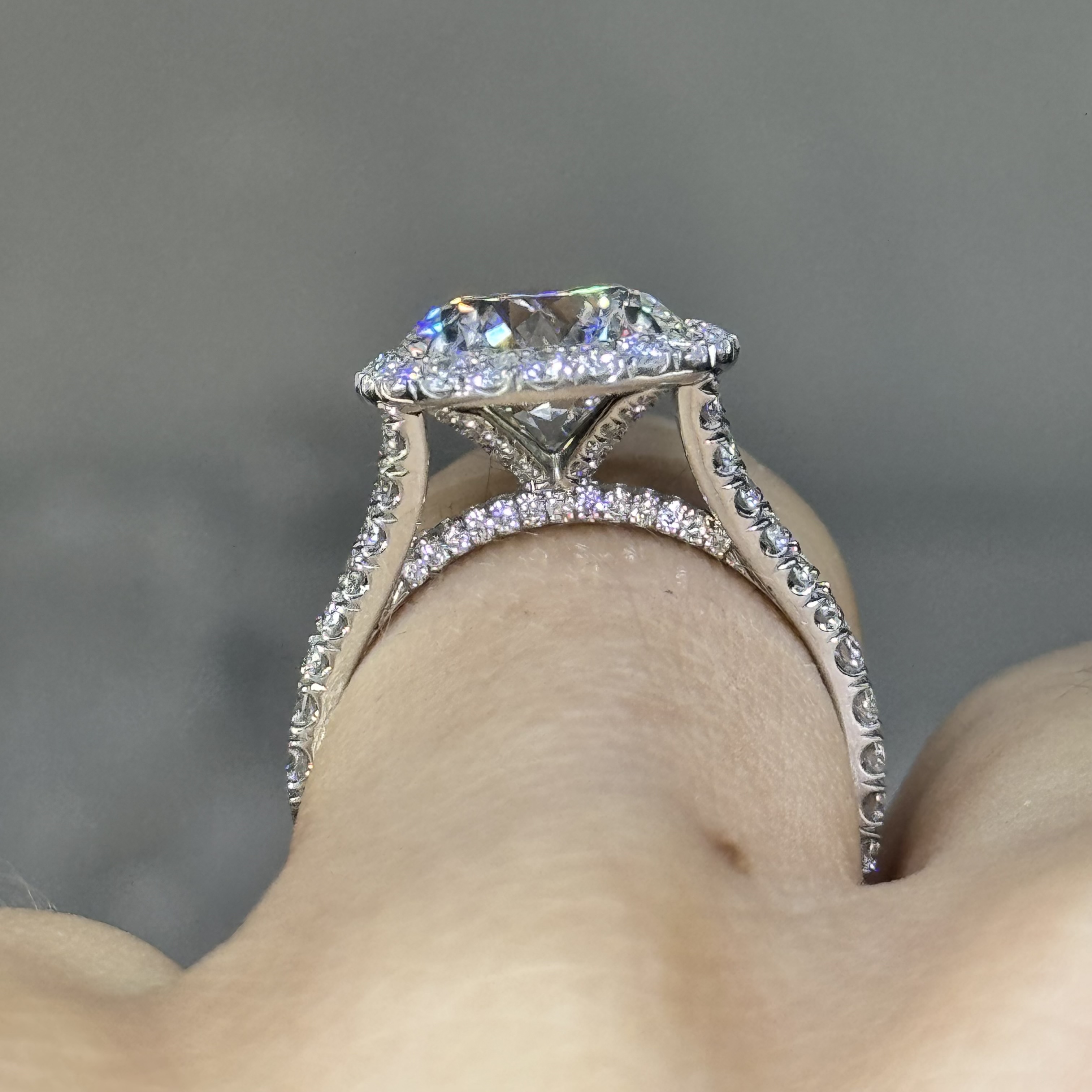3.51ct GIA F VS1 Round "Oprah" Engagement Ring Image 2 Forever Diamonds New York, NY