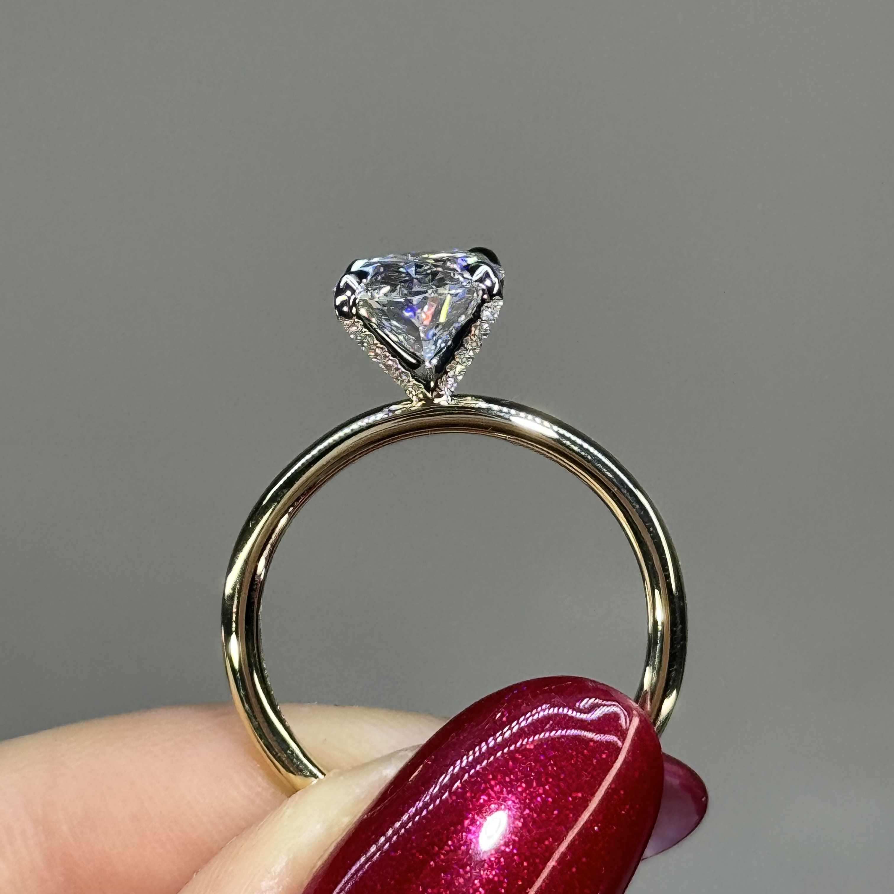 1.50ct G VS2 Oval "Lily" Engagement Ring Image 4 Forever Diamonds New York, NY