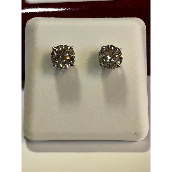 Diamond Stud Earrings Jerald Jewelers Latrobe, PA