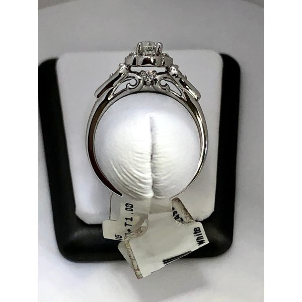 Oval Diamond Engagement Ring Image 2 Jerald Jewelers Latrobe, PA