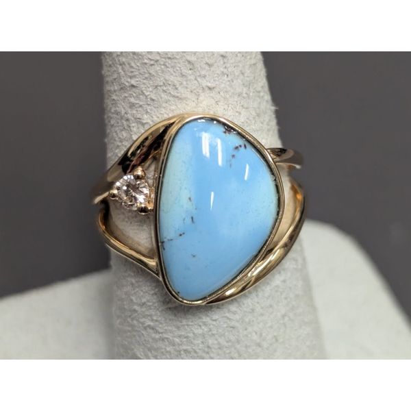 14ky Turquoise and Diamond Ring