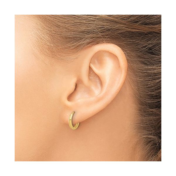 14K Yellow Gold Huggie Hoop Earring  Image 2 Jones Jeweler Celina, OH