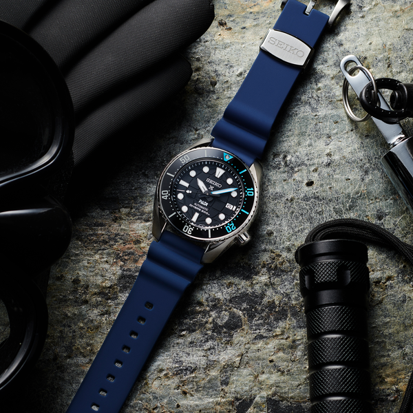 Seiko Prospex PADI Special Edition Automatic Diver's Watch, 45mm, SPB325 Image 4 James & Williams Jewelers Berwyn, IL