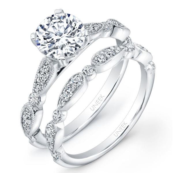Antique-Inspired Round Diamond Engagement Ring Image 3 Mystique Jewelers Alexandria, VA