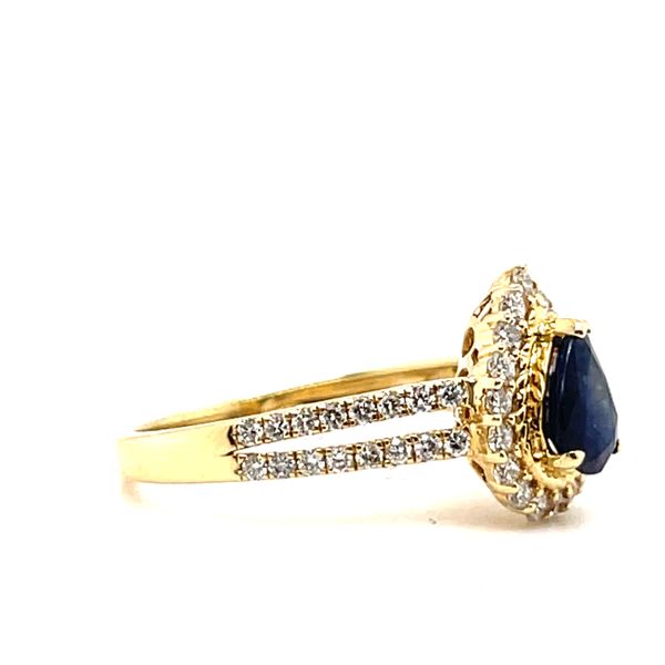 14 kt Yellow Gold Sapphire and Diamond Ring 