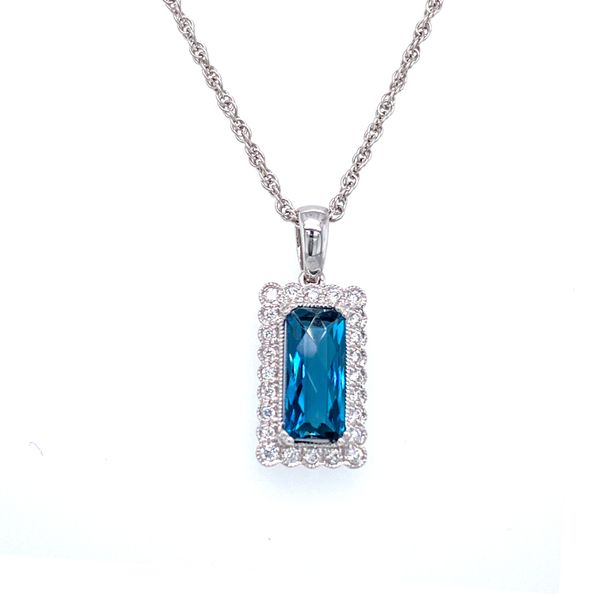 14 kt Yellow Gold Vintage Inspired Blue Topaz Necklace 