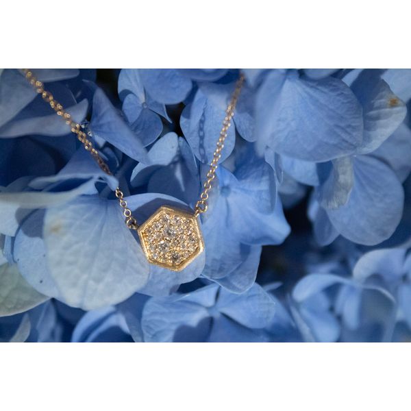 14 kt Yellow Gold Diamond Necklace Image 2 Parris Jewelers Hattiesburg, MS