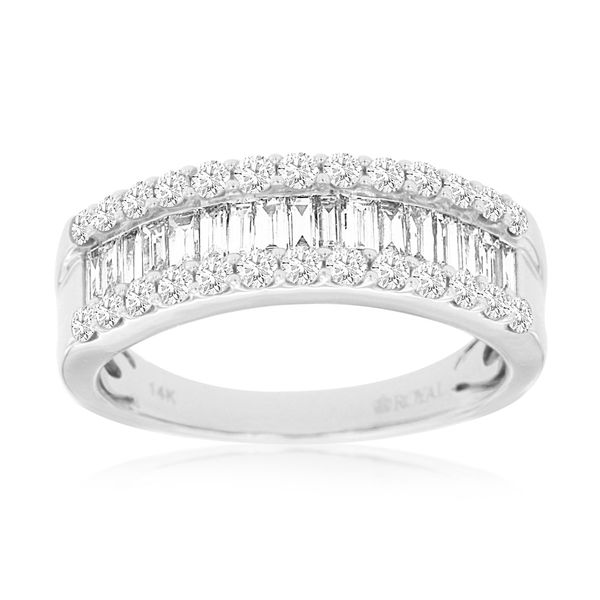 ONE OF OUR TOP SELLERS!  This 14 kt white gold anniversary band is perfect for any special occasion. It features 1 carat tota