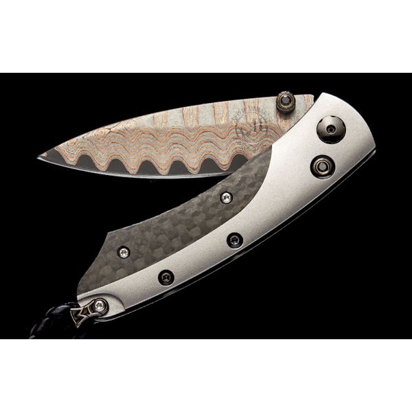 Willim Henry pocket knife with carbon fiber in handle 