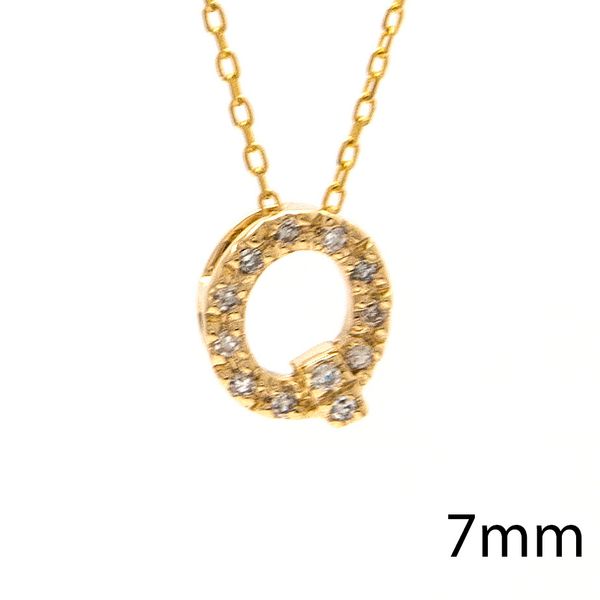 14 kt Yellow Gold Q Initial Necklace