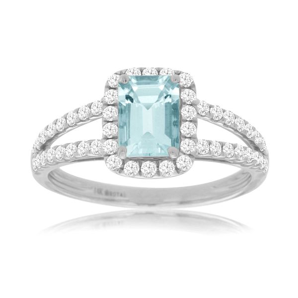 So IN LOVE with this ring!  Everyone wants a blue stone ring and you don't have to be born in March to wear one.  This lovely