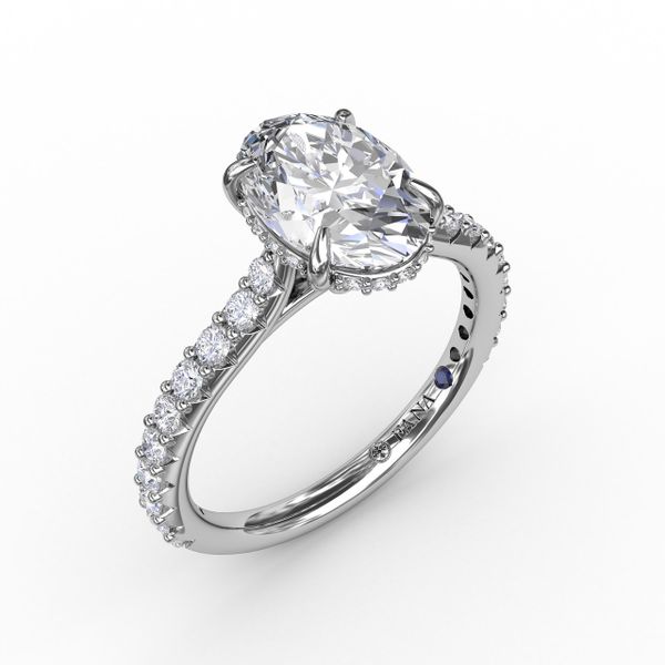 14k White Gold Oval Shape Engagement Ring 