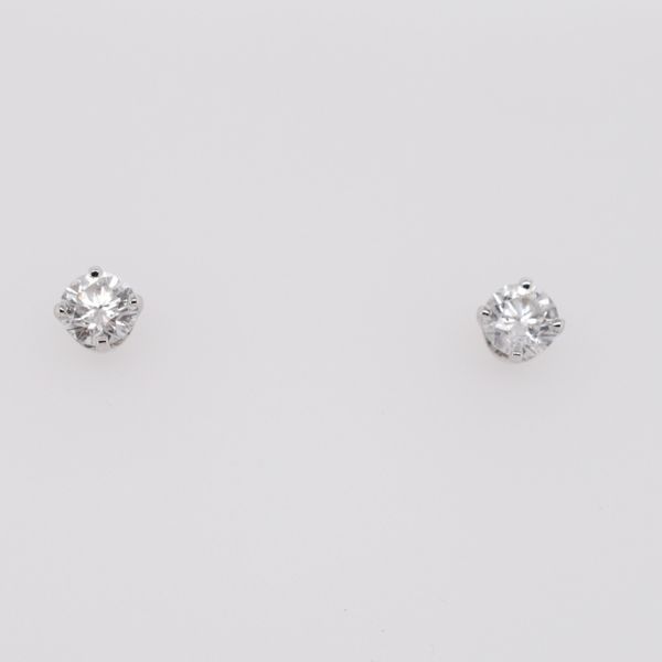 14 kt White Gold Diamond Stud Earrings