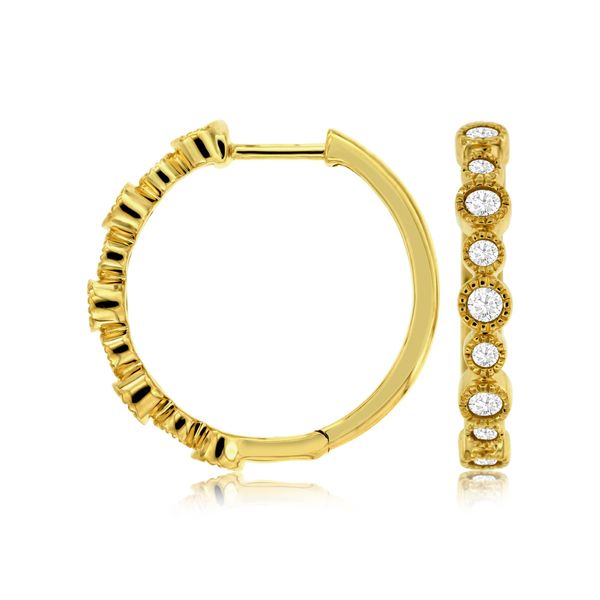 These beautiful hoops are nothing less than spectacular!!  Set in 14 kt yellow gold, these hoop earrings feature 2 diamond si