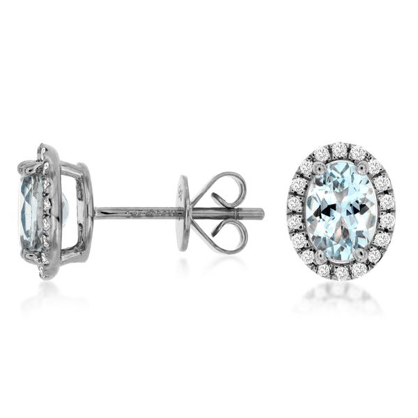 March babies here you go!!  These aquamarine stud earrings are set in 14 kt white gold. Each oval aquamarine stone is approxi