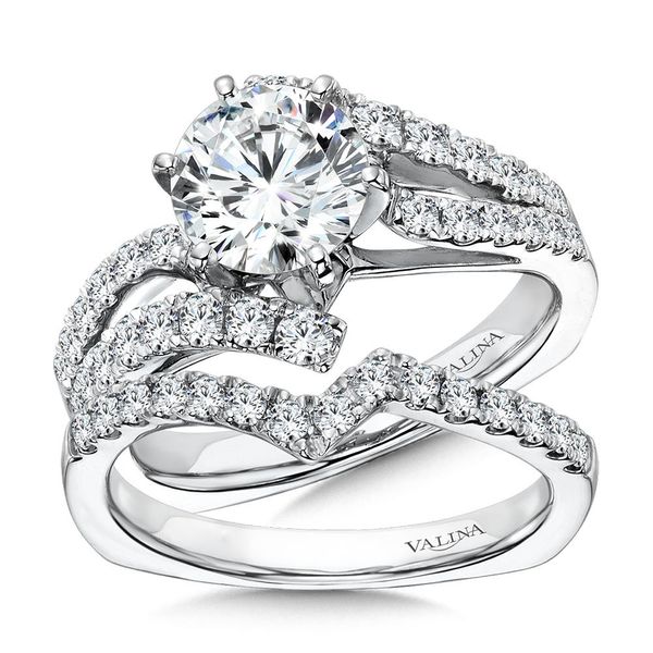 SIX-PRONG BYPASS SPLIT SHANK DIAMOND ENGAGEMENT RING Image 4 Sanders Jewelers Gainesville, FL