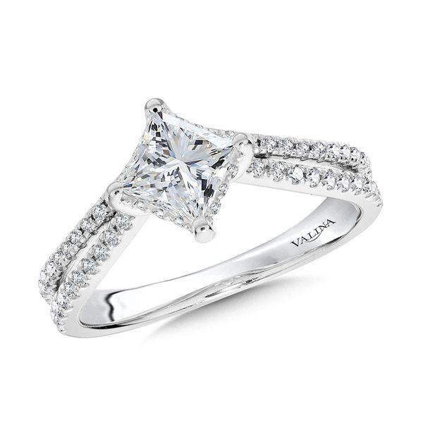 PRINCESS-CUT HIDDEN HALO, SPLIT SHANK, & CHEVRON-SHAPED DIAMOND ENGAGEMENT RING W/ COMPASS PRONGS Image 3 Sanders Jewelers Gainesville, FL