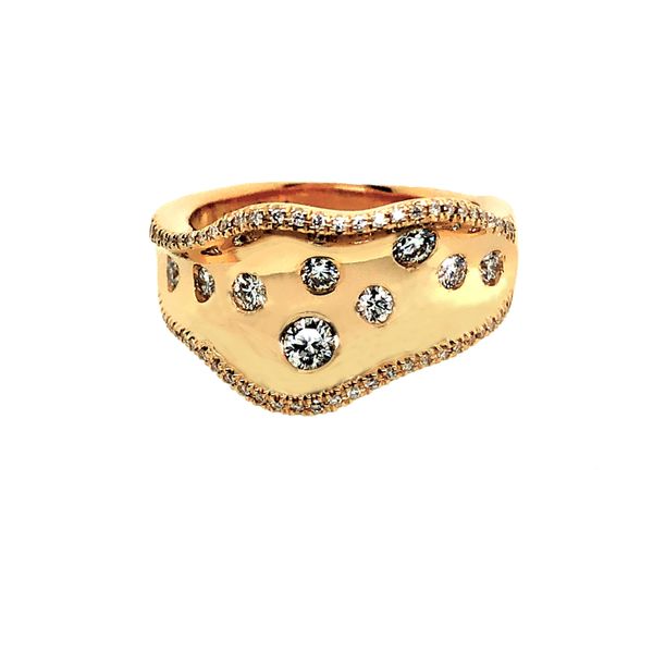 14 KARAT YELLOW GOLD DIAMOND RING The Hunt House Fine and Custom Jewellery Huntsville, ON