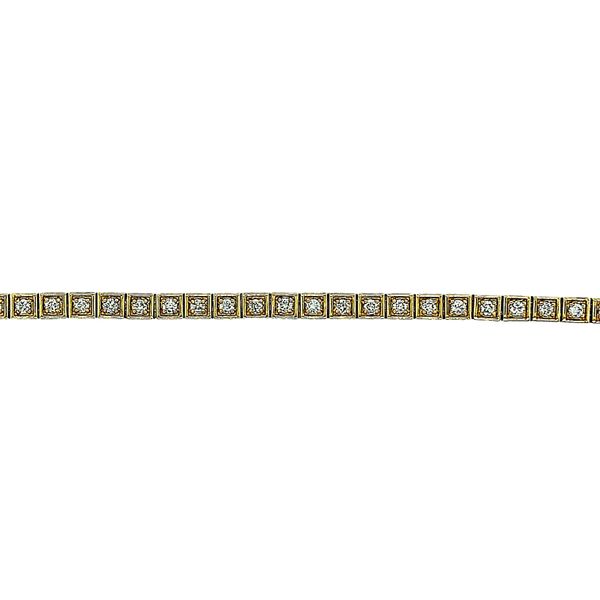 14 KARAT YELLOW GOLD DIAMOND TENNIS BRACELET The Hunt House Fine and Custom Jewellery Huntsville, ON