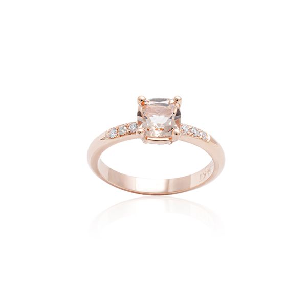14 KARAT ROSE GOLD MORGANITE RING The Hunt House Fine and Custom Jewellery Huntsville, ON