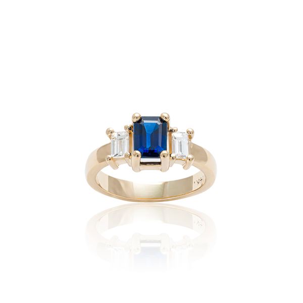14 KARAT YELLOW GOLD SAPPHIRE AND DIAMOND RING Image 4 The Hunt House Fine and Custom Jewellery Huntsville, ON