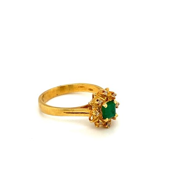 Estate Emerald Ring Image 3 Toner Jewelers Overland Park, KS