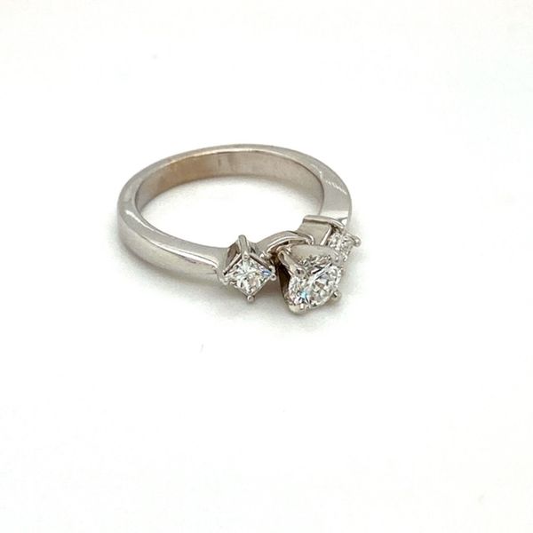 Estate Diamond 3-Stone Ring Image 2 Toner Jewelers Overland Park, KS