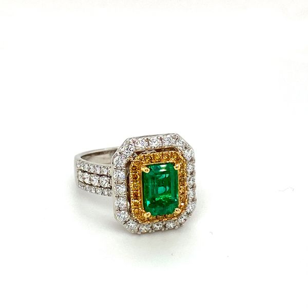 Emerald and Diamond Ring Image 2 Toner Jewelers Overland Park, KS