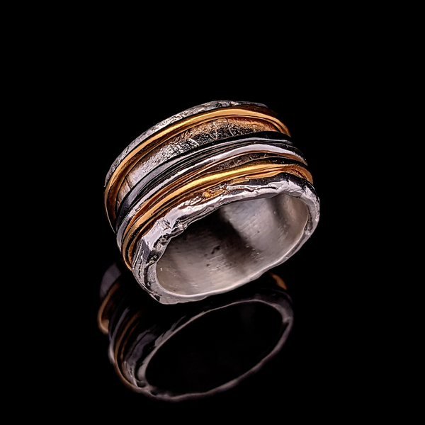 Textured Tri-Tone Ring Image 2 Vandenbergs Fine Jewellery Winnipeg, MB