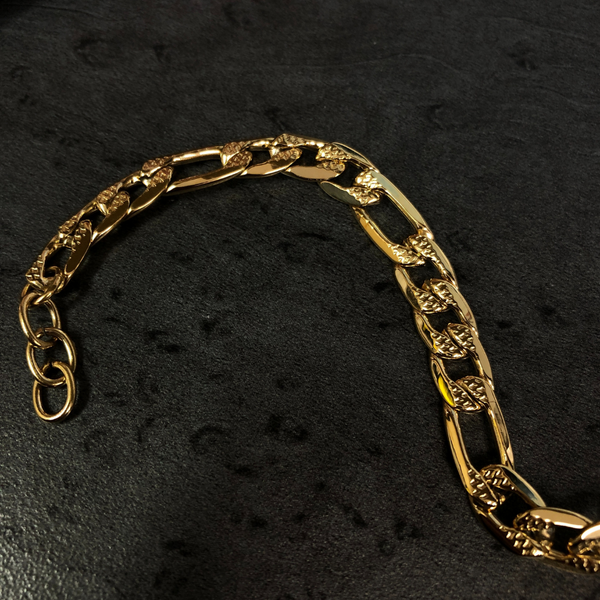 Figaro Chain Bracelet Image 2 Vandenbergs Fine Jewellery Winnipeg, MB