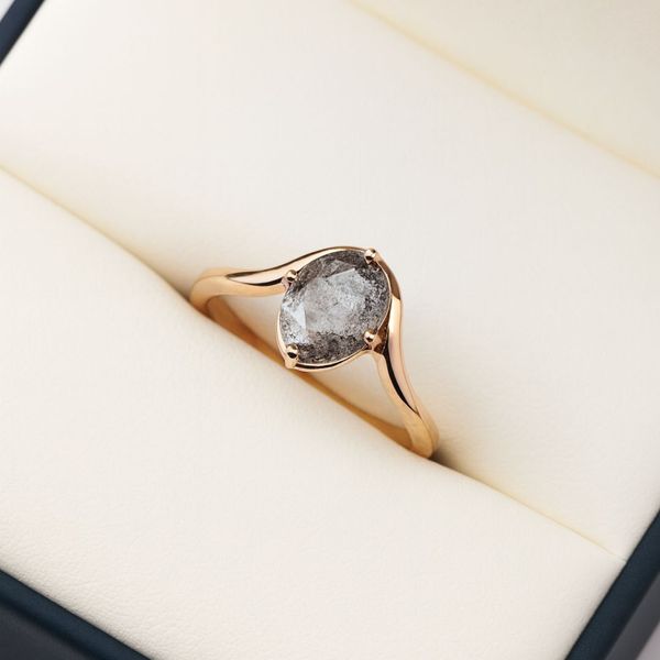 14K Yellow Gold Oval Salt & Pepper Diamond Ring Image 2 Vandenbergs Fine Jewellery Winnipeg, MB