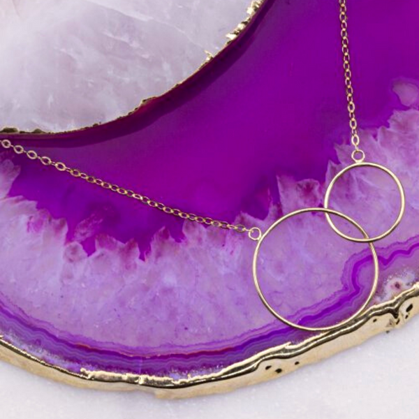 10K Gold Interlocked Circle Necklace Image 2 Vandenbergs Fine Jewellery Winnipeg, MB